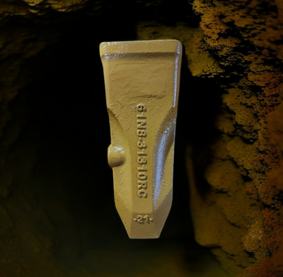 NB: TIG® Duurzame Hyundai R225 graafmachine bucket tanden 61N8-31310 en 61N8-31310RC graafmachine slijtagelementen